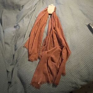 Lauren Condrad~ Rose Scarf ~ NWT ~ OS
